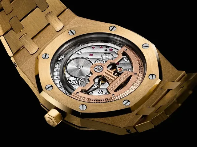 Audemars Piguet: Royal Oak Extraflach mit dem Manufakturkaliber 2121