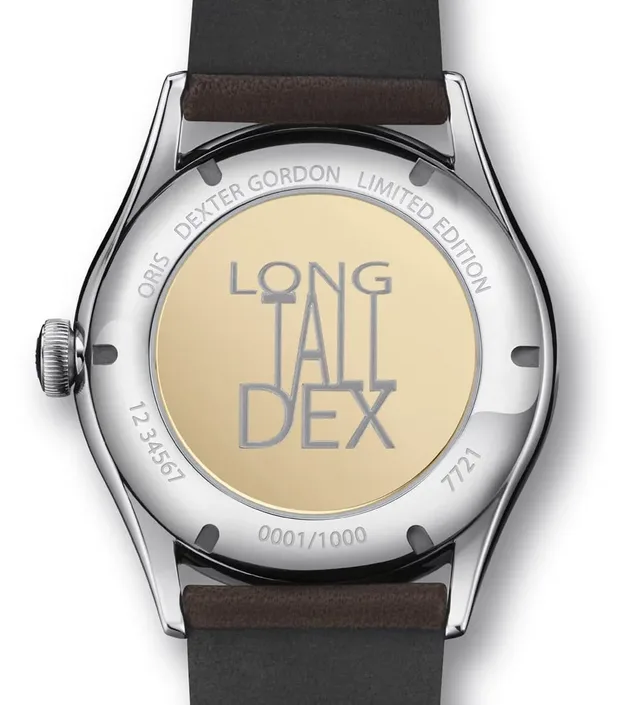 Gravierter Gehäuseboden der Oris Dexter Gordon Limited Edition