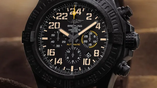 Breitling: Avenger Hurricane Military