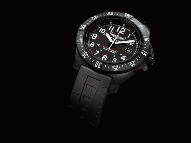 Breitling: Colt Skyracer
