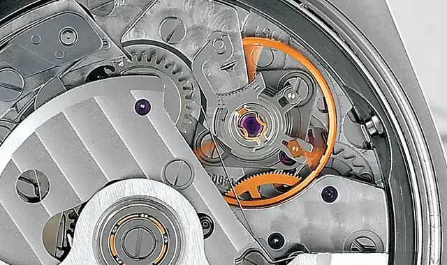 Zweiteiliges Rückersystem zur Feinregulierung