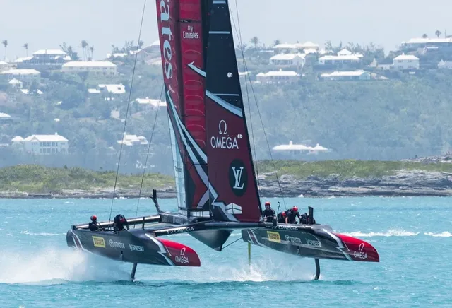Omega: Sponsor von Emirates Team New Zealand