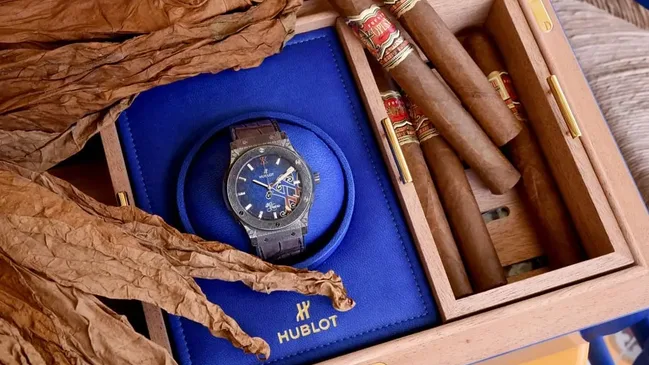 Hublot: Classic Fusion Fuente 20th Anniversary Special Edition