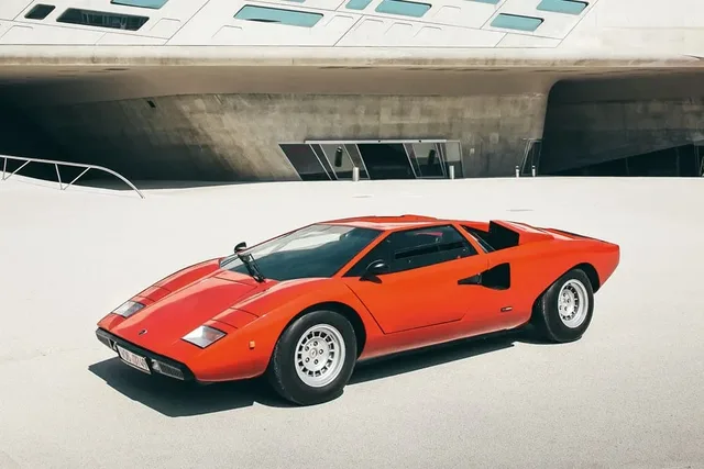 Lamborghini Countach LP400, 1975