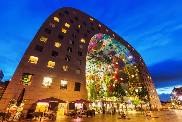 Markthal Rotterdam. Foto: Shutterstock/Christian Mueller