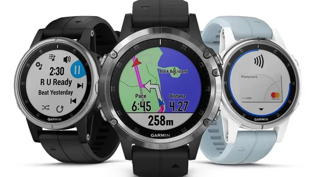 Die Garmin fēnix 5 Plus in drei Größen