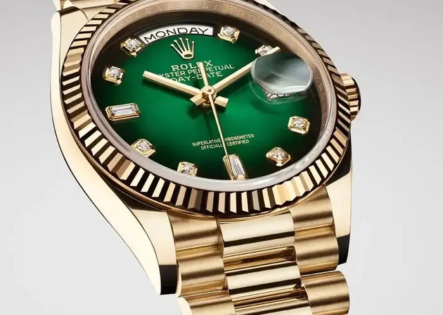 Rolex: Oyster Perpetual Day-Date 36 Gelbgold mit grünem Ombré-Zifferblatt