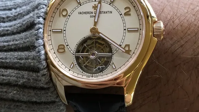 Wristshot der Vacheron Constantin Fifitysix Tourbillon-Wristshot