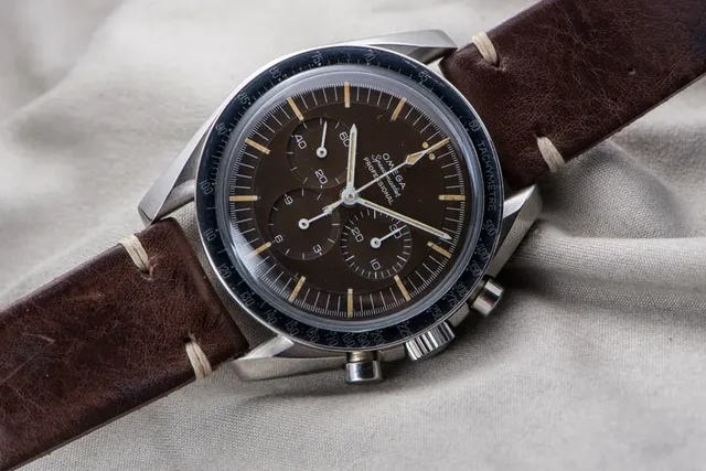 Omega: Speedmaster Professional Ref. 105.012