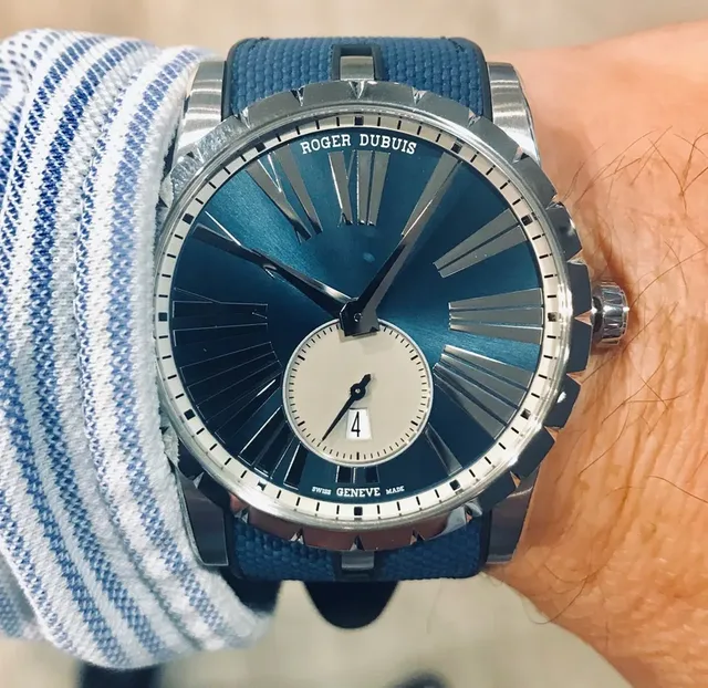 Wristshot der Excalibur 42 Automatic Bucherer Blue Editions