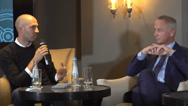 Simon Husslein und Wilhelm Schmid über den Einfluss des Designers aufs Uhrwerk