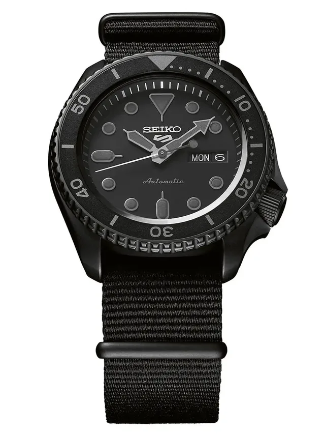 Seiko: Sport 5 Street