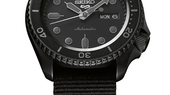 Seiko: Sport 5 Street
