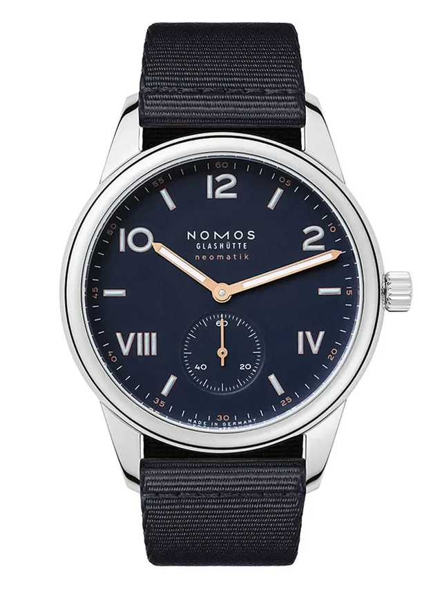 Nomos Glashütte: Club Neomatik 39 Nachtblau