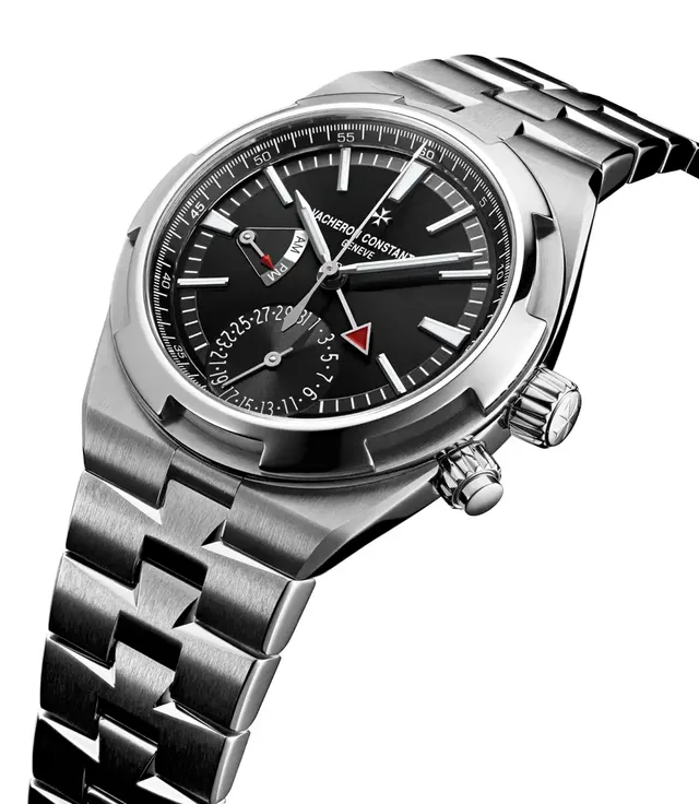 Vacheron Constantin: Overseas Dual Time Back to black mit schwarz lackiertem Zifferblatt