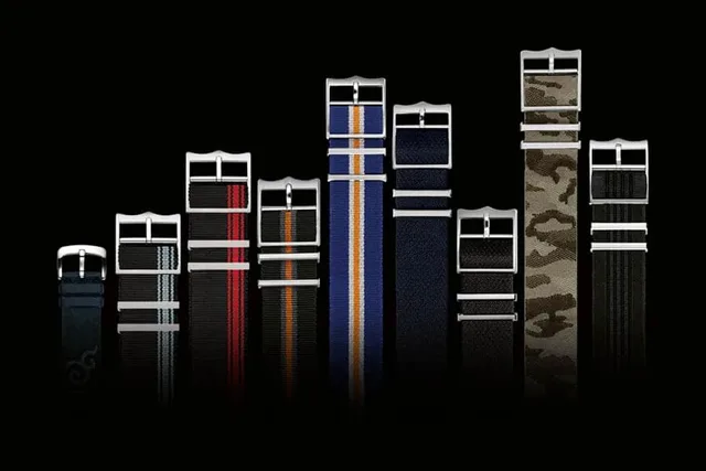 Tudor: Textilarmbänder