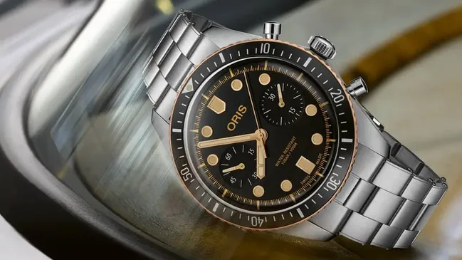 Oris: Divers Sixty-Five Chronograph