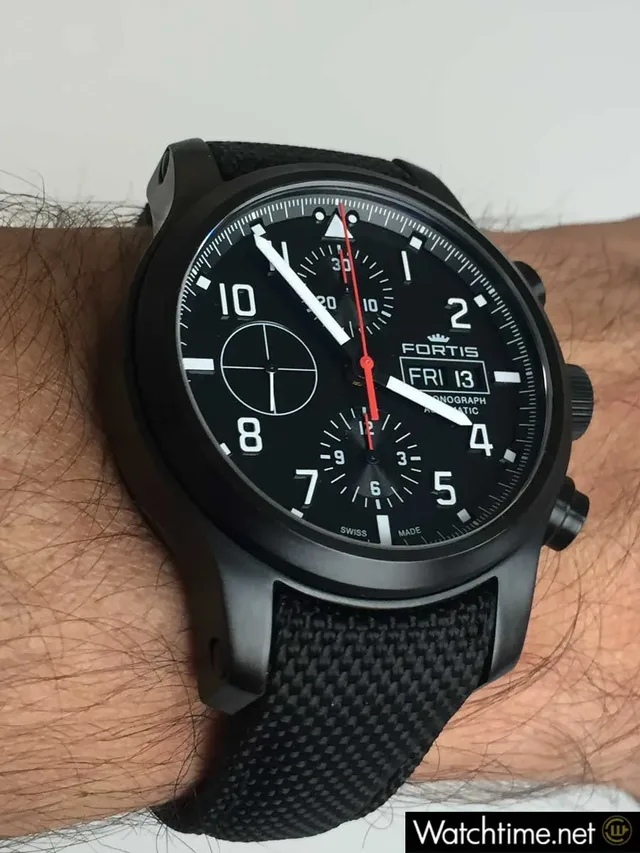 Fortis: Aeromaster Professional Chronograph