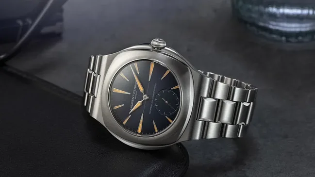 Laurent Ferrier: Grand Sport Tourbillon