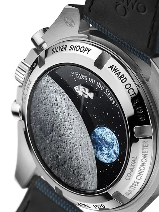 Bewegte Gehäuserückseite der Omega Speedmaster Silver Snoopy Award