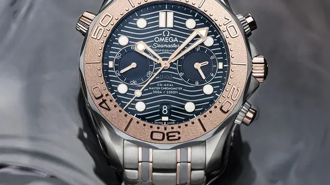 Omega: Seamaster Diver 300M Chronograph in Gold, Titan und Tantal