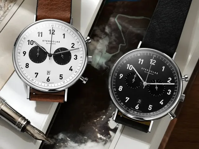 Sternglas: Chrono in weiß und schwarz