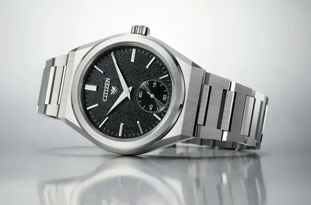 Citizen: NC0200 90E