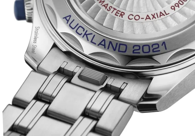 Omega Seamaster Diver 300M America’s Cup Chronograph Bandschnellwechselsystem