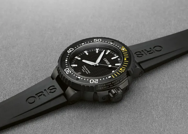 Oris: AquisPro Date Calibre 400