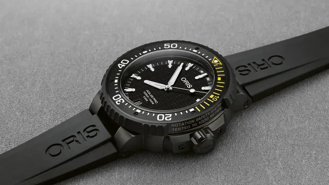 Oris: AquisPro Date Calibre 400