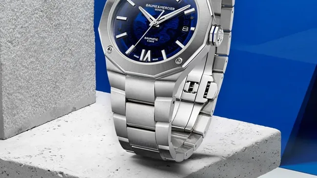 Baume & Mercier: Riviera Baumatic 10616 - Automatikuhr, Datumsanzeige, 42 Millimeter, blaues Saphirglasziffferblatt