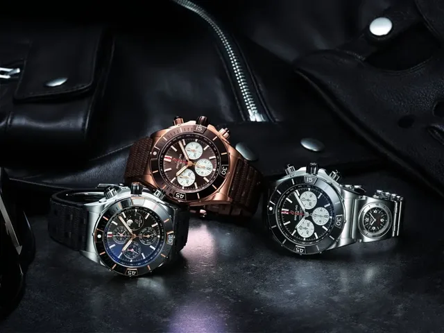Breitling: Super Chronomat in drei Varianten