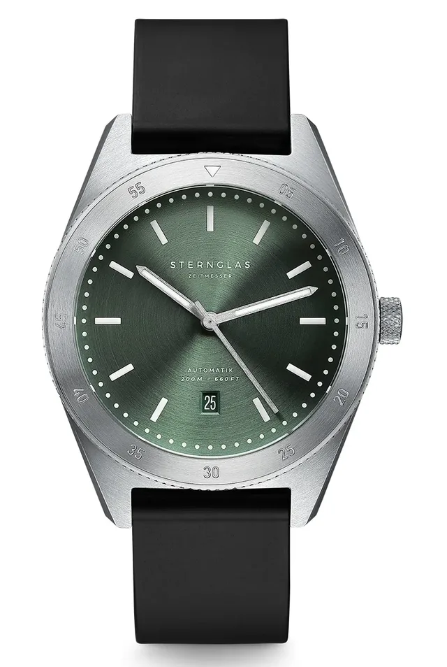 Sternglas: Marus Automatik mit grünem Zifferblatt am Kautschukband
