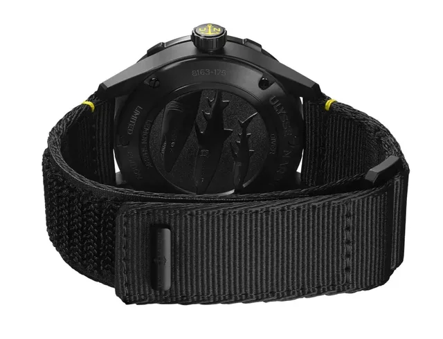 Das Armband der Diver Lemon Shark fertigt Ulysse Nardin aus recycelten Fischernetzen