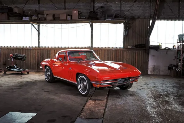 Chevrolet Corvette C2 "Sting Ray", Mitte der 1960er Jahre