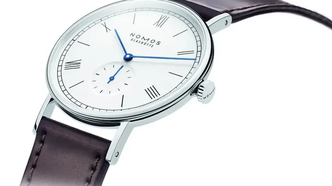 Nomos Glashütte: Ludwig 38 Emailleweiß