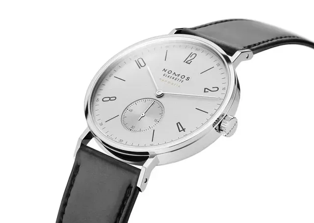 Nomos: Tangente Neomatik Platingrau