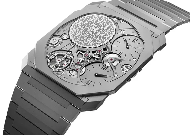 Bulgari: Octo Finissimo Ultra, 2022