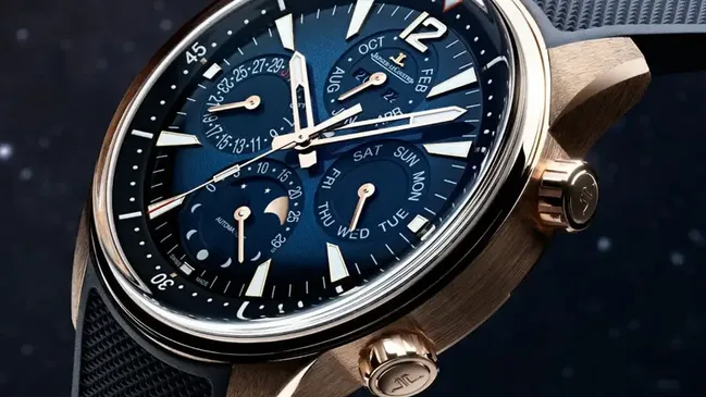 Jaeger-LeCoultre: Polaris Perpetual Calendar in Rotgold