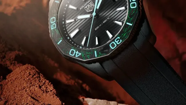 TAG Heuer: Aquaracer Professional 200 Solargraph