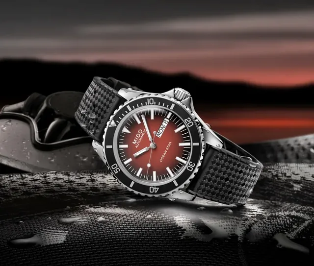 Mido: Ocean Star Tribute Gradient