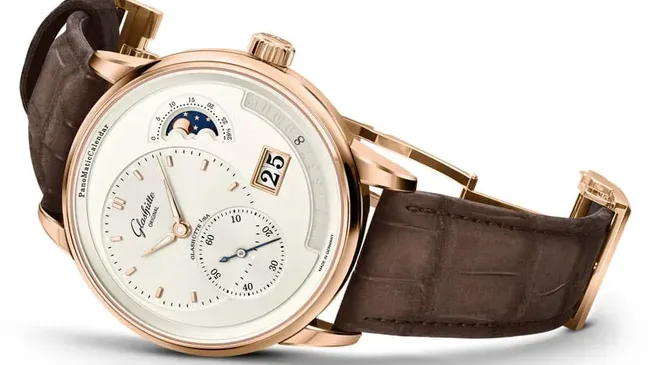 Glashütte Original: PanoMaticCalendar in Rotgold