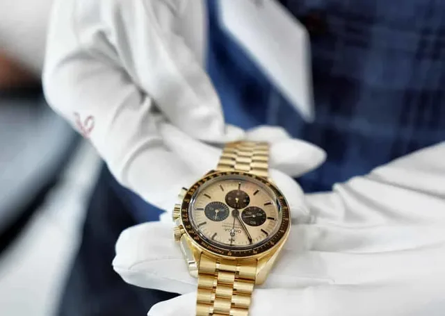 Die Omega-Neuheiten wie die Moonwatch in Moonshine-Gold beeindruckten. Foto: Marcus Krüger, Hamburg