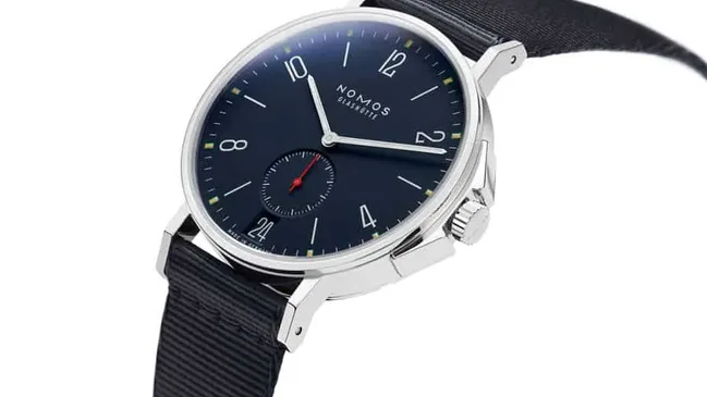 Nomos Glashütte: Ahoi Datum Atlantik