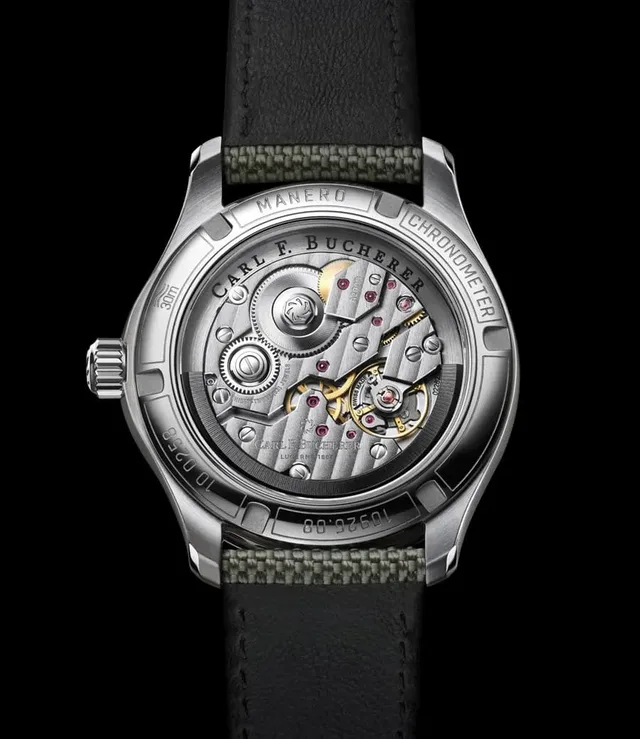 Carl F. Bucherer Manero Peripheral BigDate: das Kaliber CFB A2011 kommt mit einer peripher rotierenden Schwungmasse