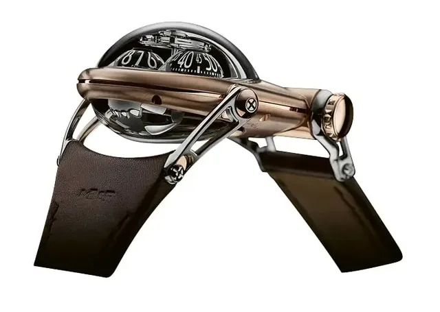 MB and F: HM10 Bulldog RT