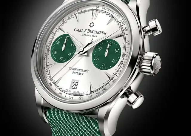 Carl F. Bucherer: Manero Flyback 40mm in Edelstahl mit silberfarbenem Zifferblatt und grünen Totalisatoren