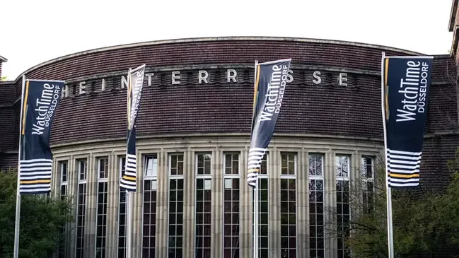 WatchTime Düsseldorf 2022: Rheinterrasse von außen