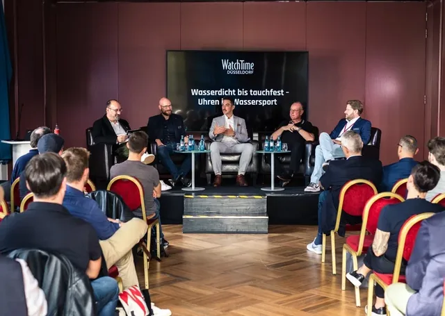 Diskussion: "Wasserdicht bis tauchfest - Uhren im Wassersport" bei der WatchTime Düsseldorf 2022