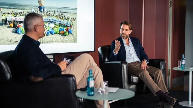 WatchTime Düsseldorf 2022: Fireside-Chat Rolf Studer von Oris über Nachhaltigkeit